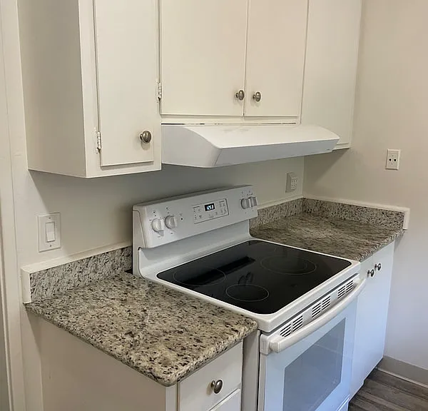 640 Moraga Rd — Photo 15