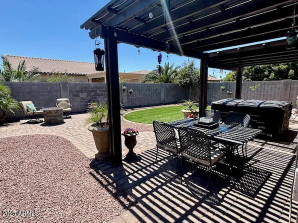 913 W LEADWOOD Avenue, Queen Creek, AZ 85140