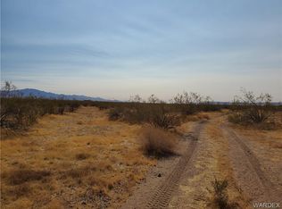 1852 S Stewart Mountain Rd, Golden Valley, AZ 86413