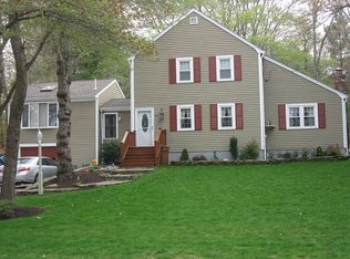 82 Timberlane Dr, Mashpee, MA 02649
