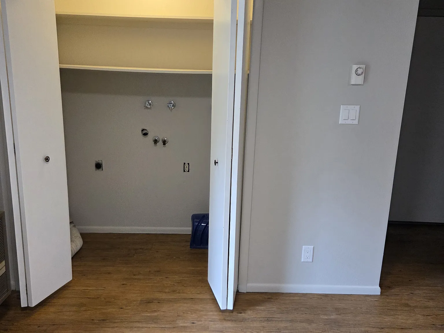2 bed, 1005 sqft, $2,050 — Photo 4