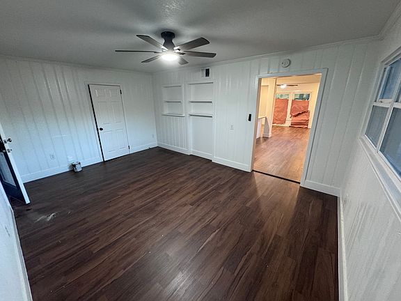 BACKROOM AREA/EXTRA LIVING ROOM SPACE