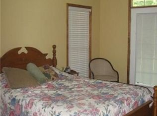 111 Spicer Hollow Rd, Burns, TN 37029