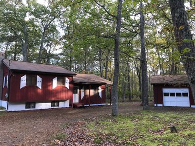 168 Lake Forest Dr, Dingmans Ferry, PA, 18328