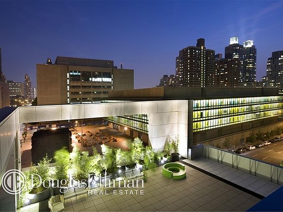 4th image of 200 W 67th St APT 7C