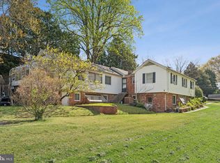 3106 Juniper Ln, Falls Church, VA 22044
