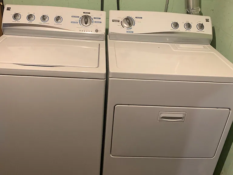 Washer and dryer less than 1 year old to stay with the home for rental usage