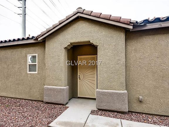 2nd image of 4831 Blue Rose St