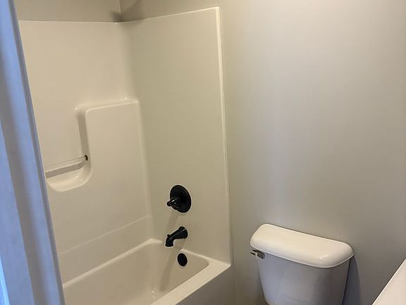 4th image of 152 Perseverance Dr #1
