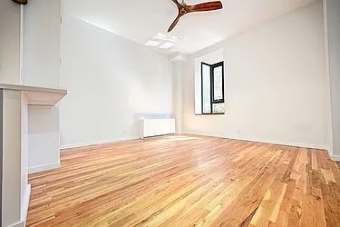 Rented by Urbane Brokerage