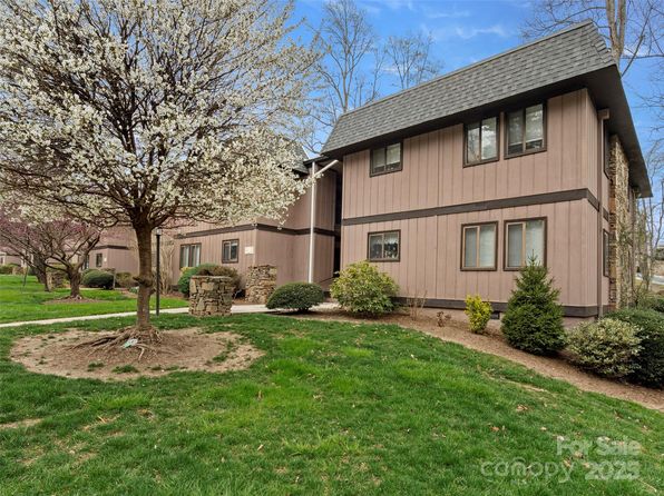 23 Lake Dr APT F7, Hendersonville, NC 28739