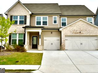 618 Caryle Trail Ln, Loganville, GA