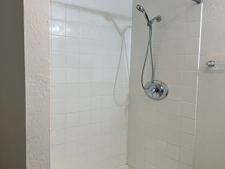 260 Berry Ct — Photo 11