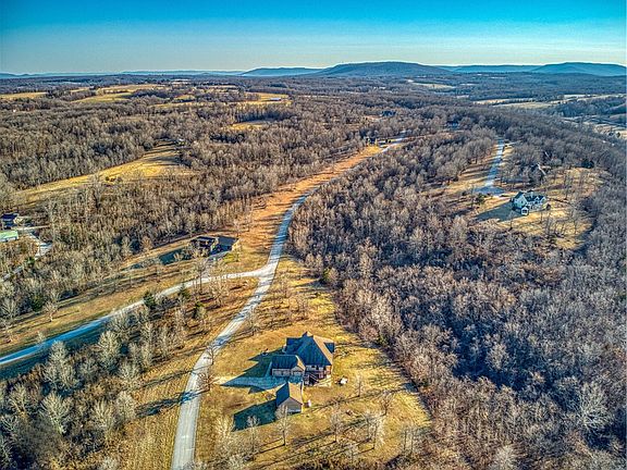 4th image of 2021 Henley Dr Lot 4