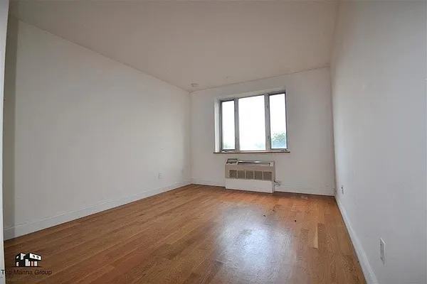 Rented by Bold New York | media 29