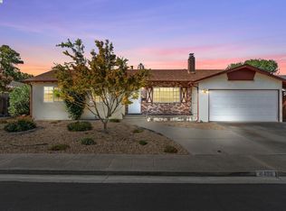 8498 Newry Pl, Dublin, CA 94568