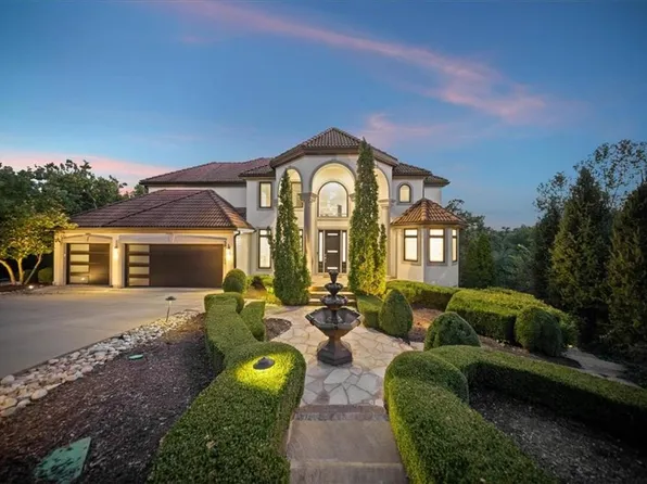 20825 W 94th Ter, Lenexa, KS 66220