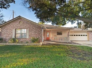 106 N Hills Cir, Franklin, TX 77856