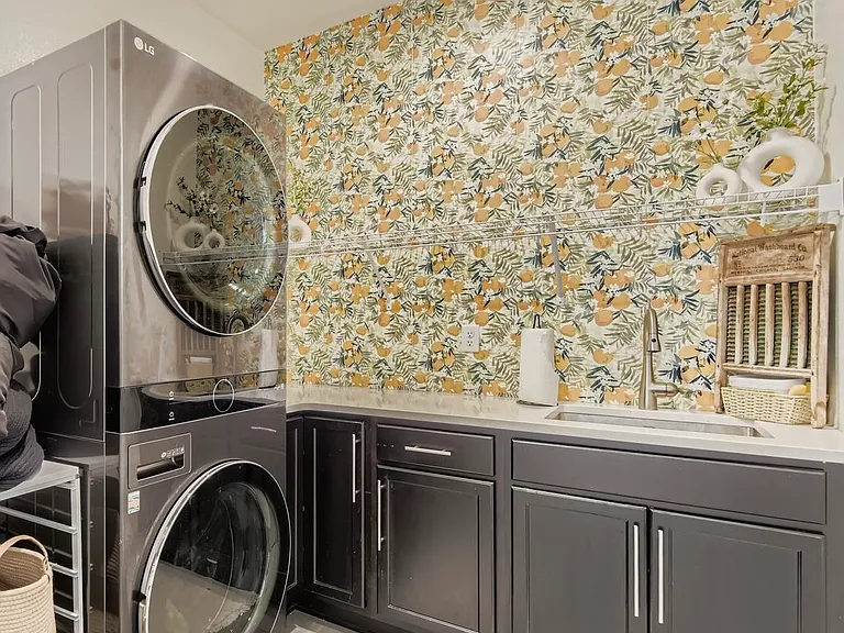 9022 Moondance Dr — Photo 26