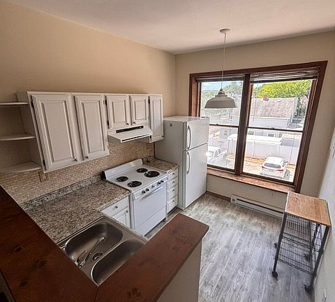 5th image of 263 Main St #263B