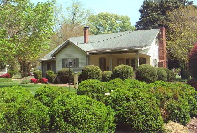 1st image of 62 Cedardale Ln
