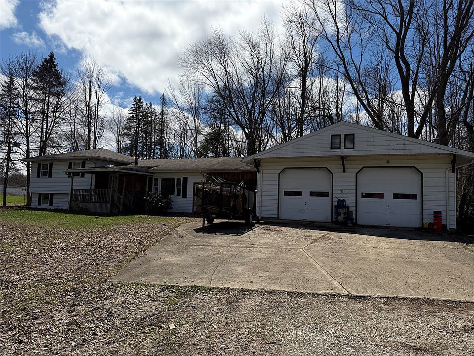 2nd image of 7520 White Birch Ln