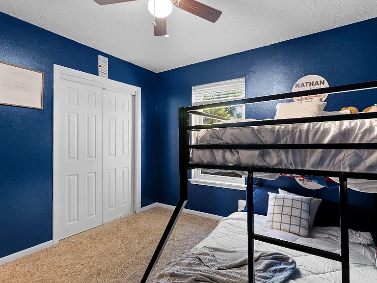 206 Seville Cir — Photo 15