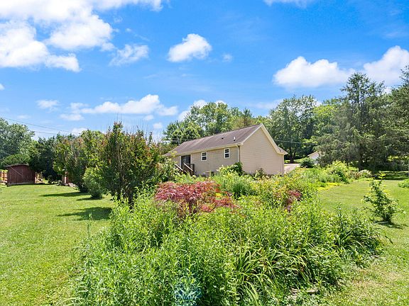 5th image of 70 Liberty Dr
