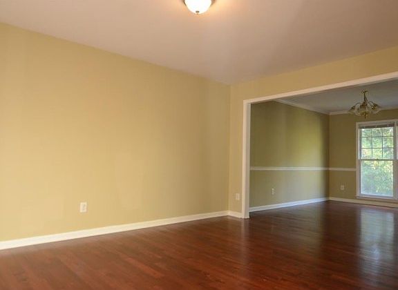 2nd image of 1410 Carlysle Park Dr