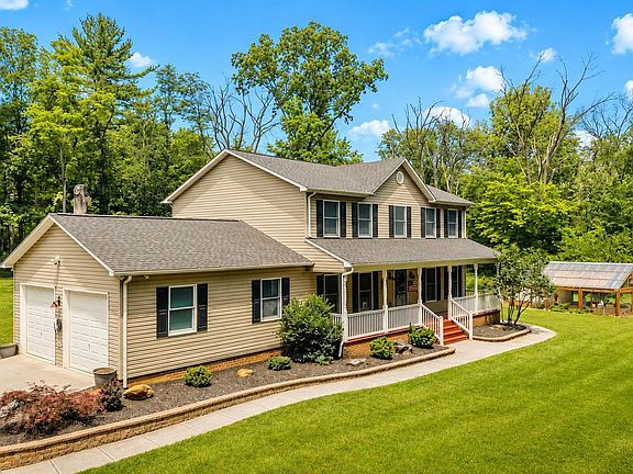 3rd image of 220 Oates Rd