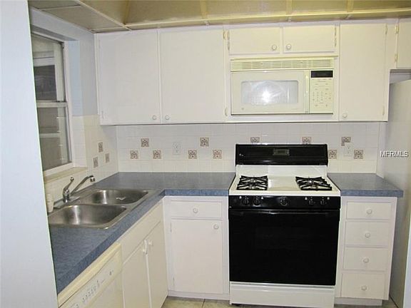 3rd image of 5603 80th St N Unit 302