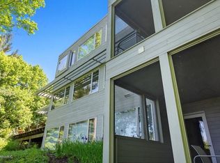 9475 Lakeview Dr, Bridgman, MI 49106