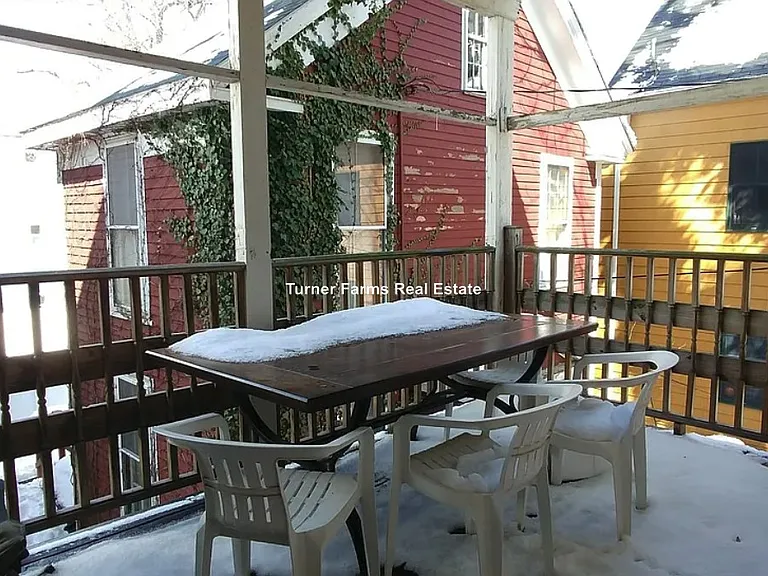 84 Line St — Photo 11