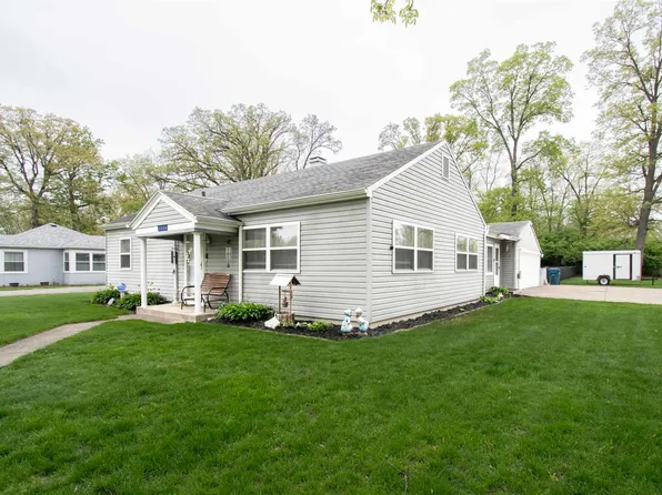 2404 Medford Dr, Fort Wayne, IN 46803