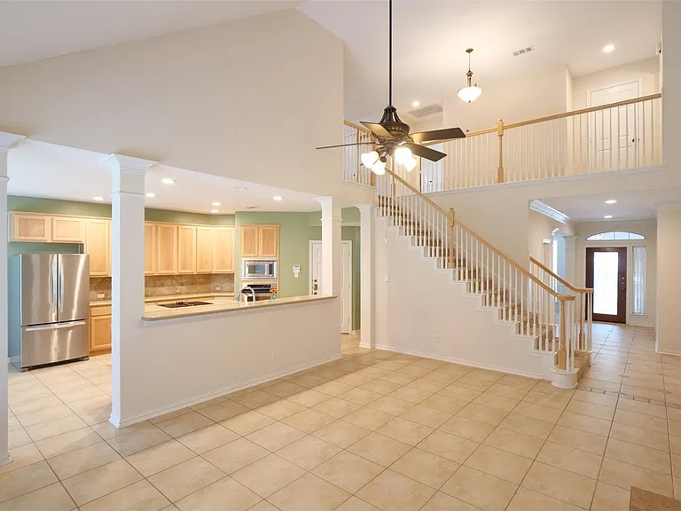 22719 Sierra Lake Ct — Photo 9
