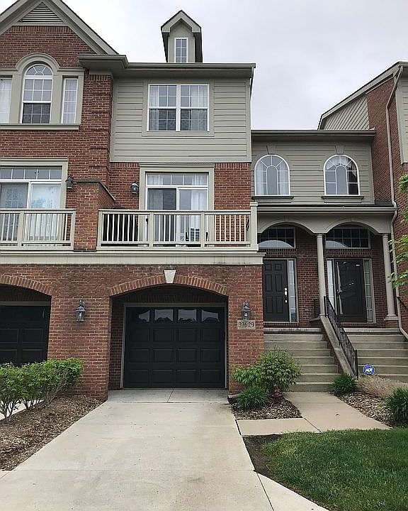 1st image of 37629 Newburgh Park Cir