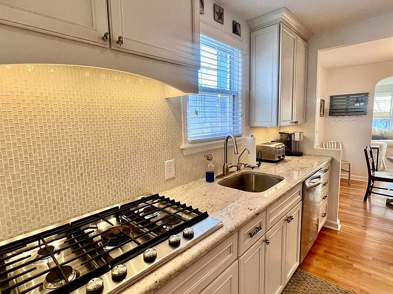 3 N Delavan Ave — Photo 10