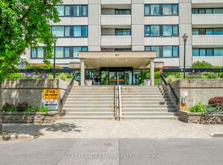265 Poulin Ave #209, Ottawa, ON K2B7Y8