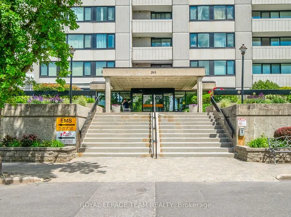 265 Poulin Ave #209, Ottawa, ON K2B 7Y8