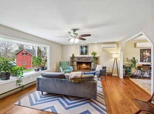 59 Toad Ln, Ringoes, NJ 08551
