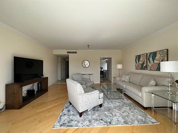 4th image of 250 Bradley Pl APT 402
