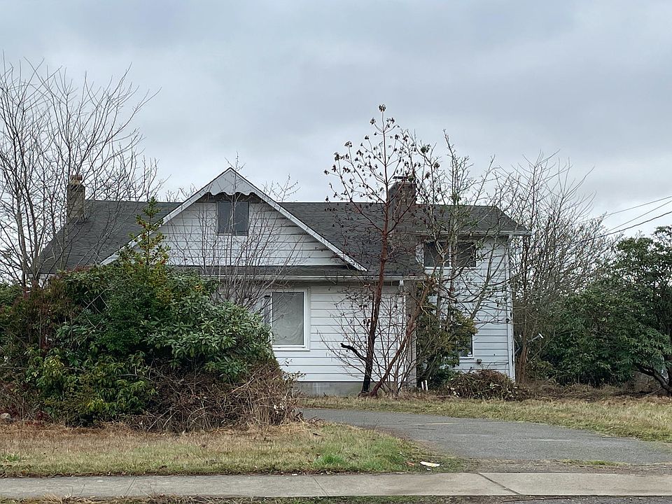 1st image of 2315 65th Ave NE