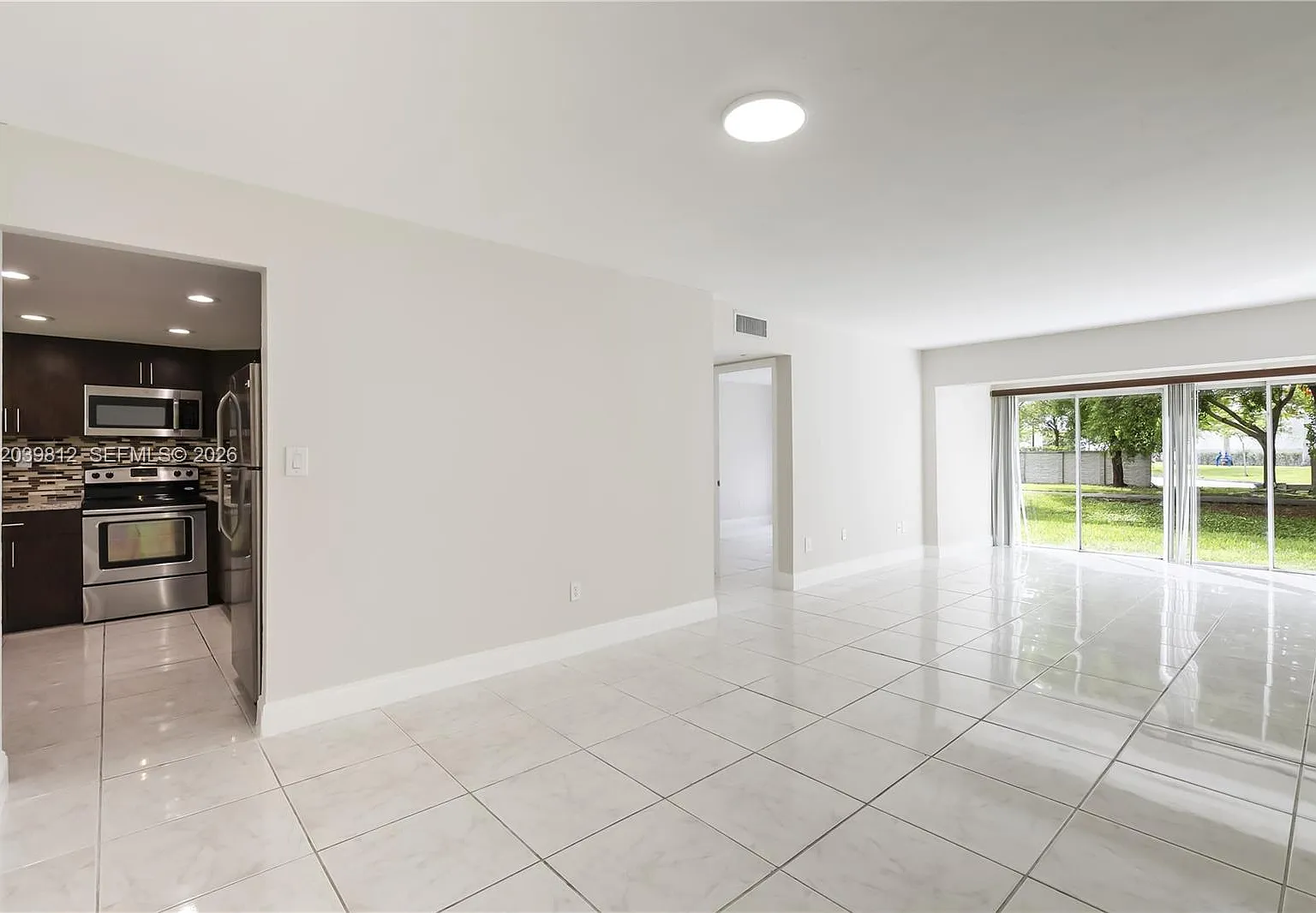 Parkview Condo No 2 — Photo 1