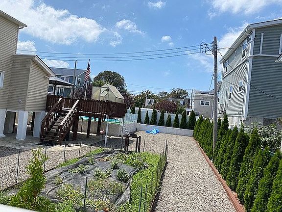 4th image of 31 Frank Ct