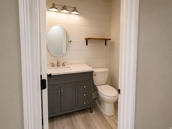 5th image of 10463 N Doral Dr