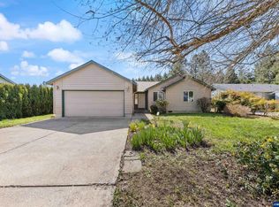 475 SE Hankel St, Dallas, OR 97338