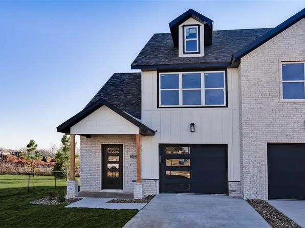 2803 SW Hampshire Ave, Bentonville, AR 72713