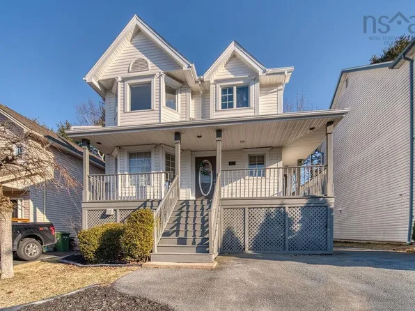 32 James Winfield Ln, Bedford, NS B4A 4C3