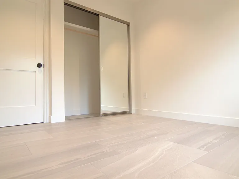 216 Harding Ave — Photo 32