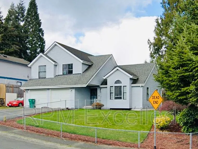 6135 36th St SE — Photo 3